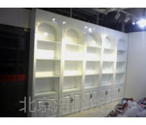 烤漆展柜 從精妙設(shè)計(jì)到專業(yè)上門安裝的全流程解析